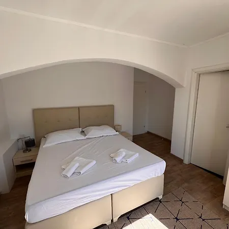 Luxury Luana Villa